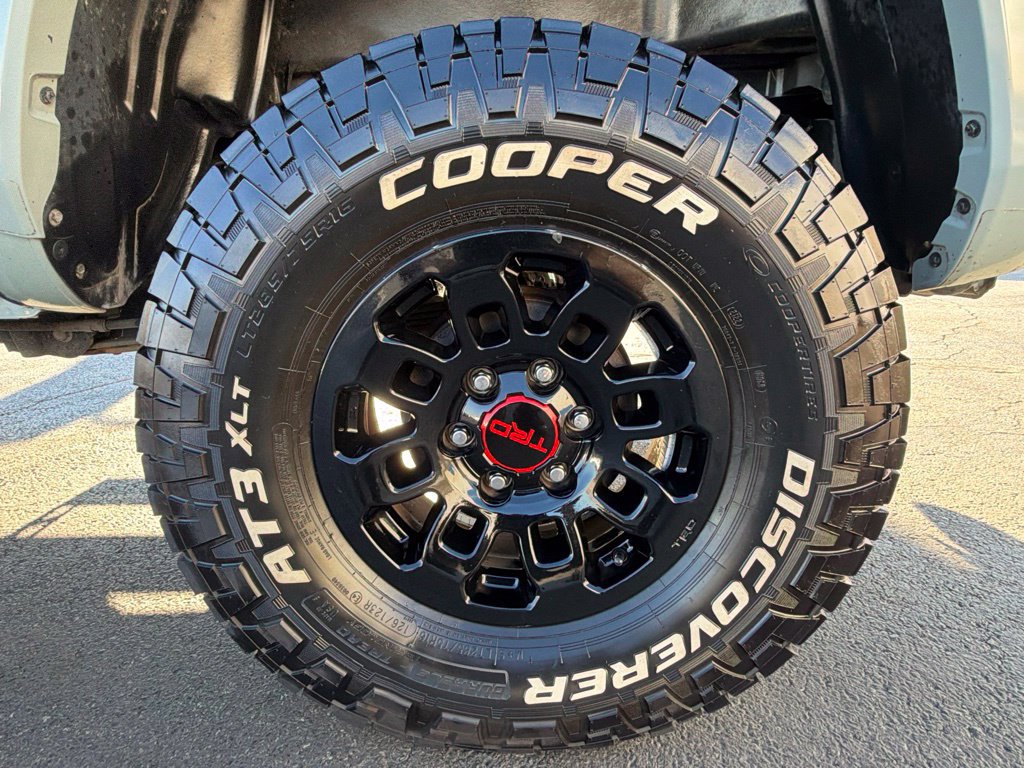 Used 2022 Toyota Tacoma TRD Sport w/ Technology Package RWD image 53