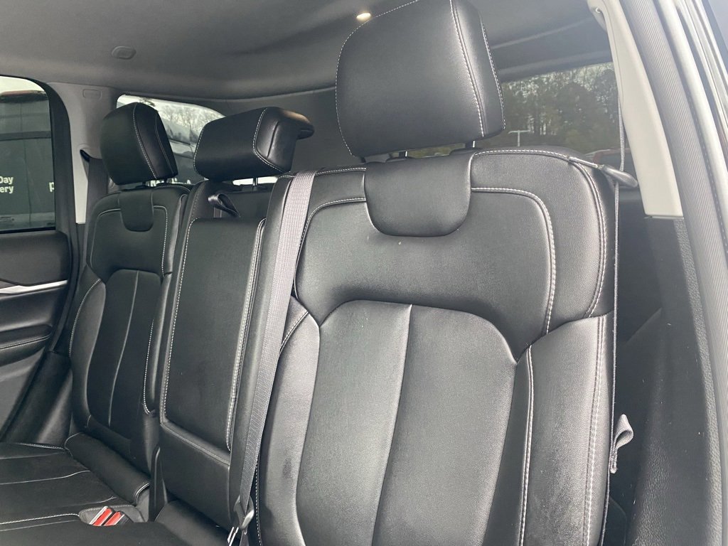 Used 2023 Jeep Grand Cherokee Limited image 30