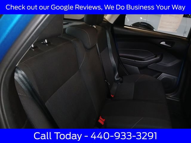 Certified 2017 Ford Focus SE FWD image 39