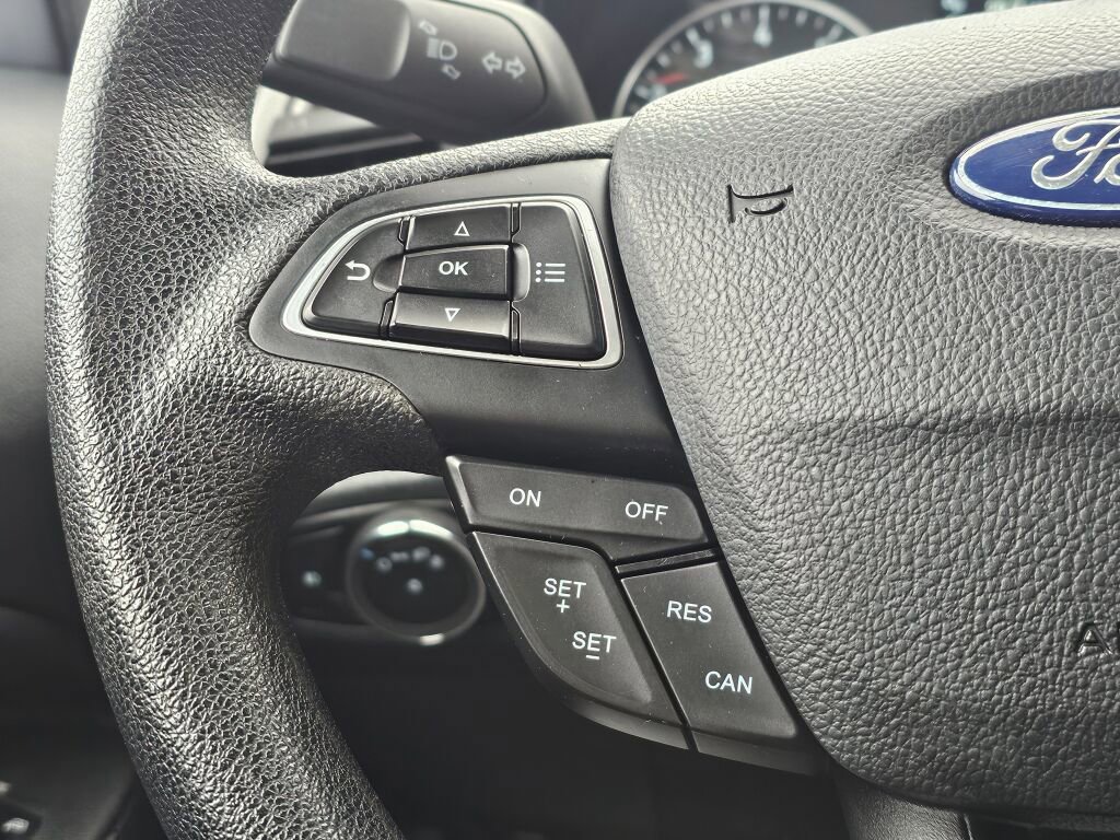 Certified 2021 Ford EcoSport SE image 24