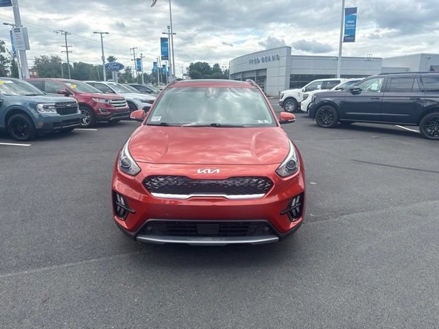 Used 2022 Kia Niro Touring Special Edition FWD image 2