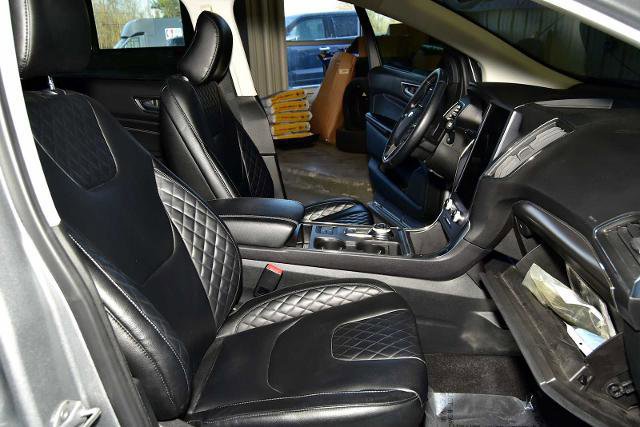 Certified 2023 Ford Edge Titanium w/ Class II Trailer Tow Package AWD/4WD image 23