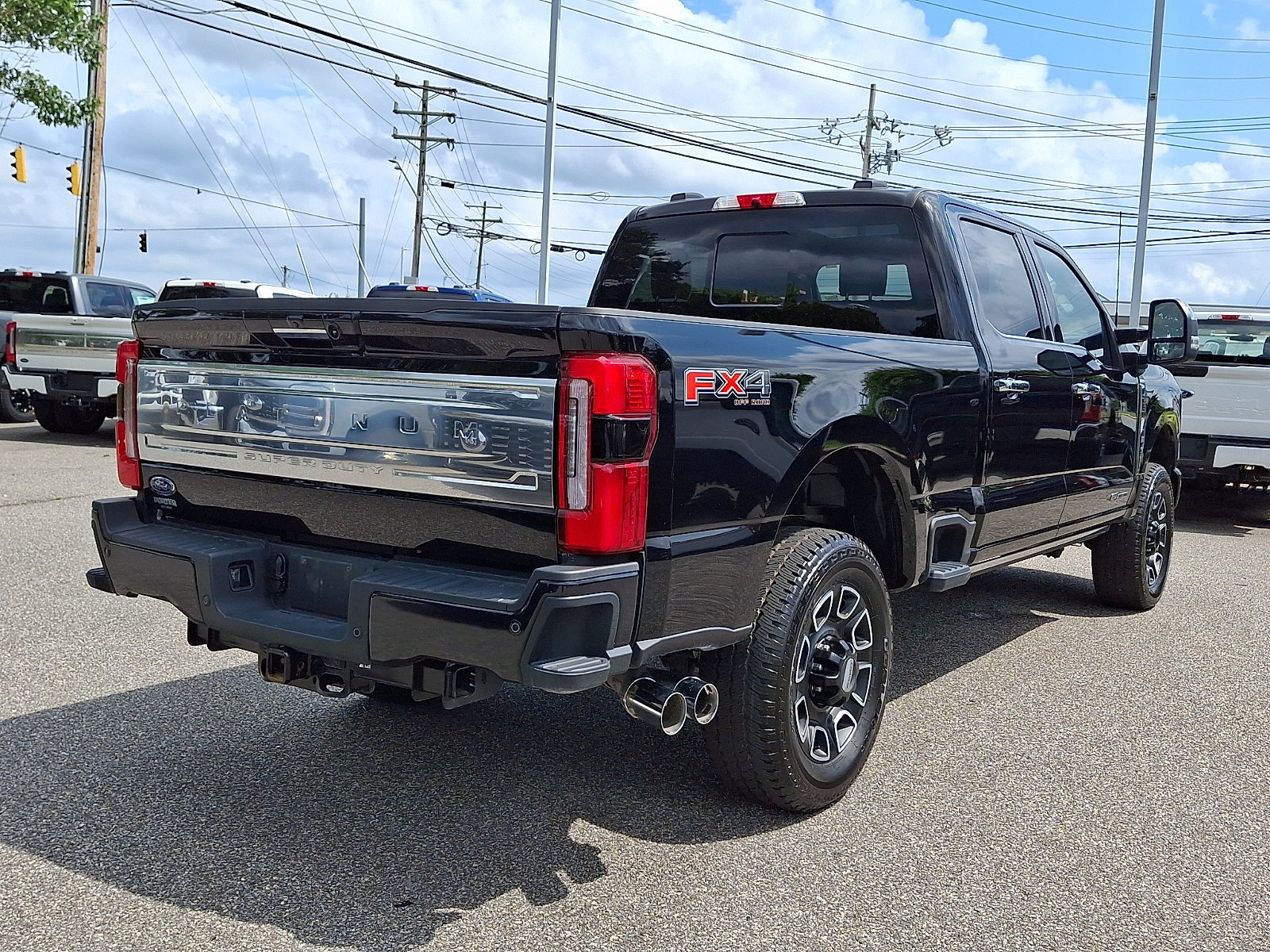 Certified 2024 Ford F250 Platinum w/ FX4 Off-Road Package AWD/4WD image 10