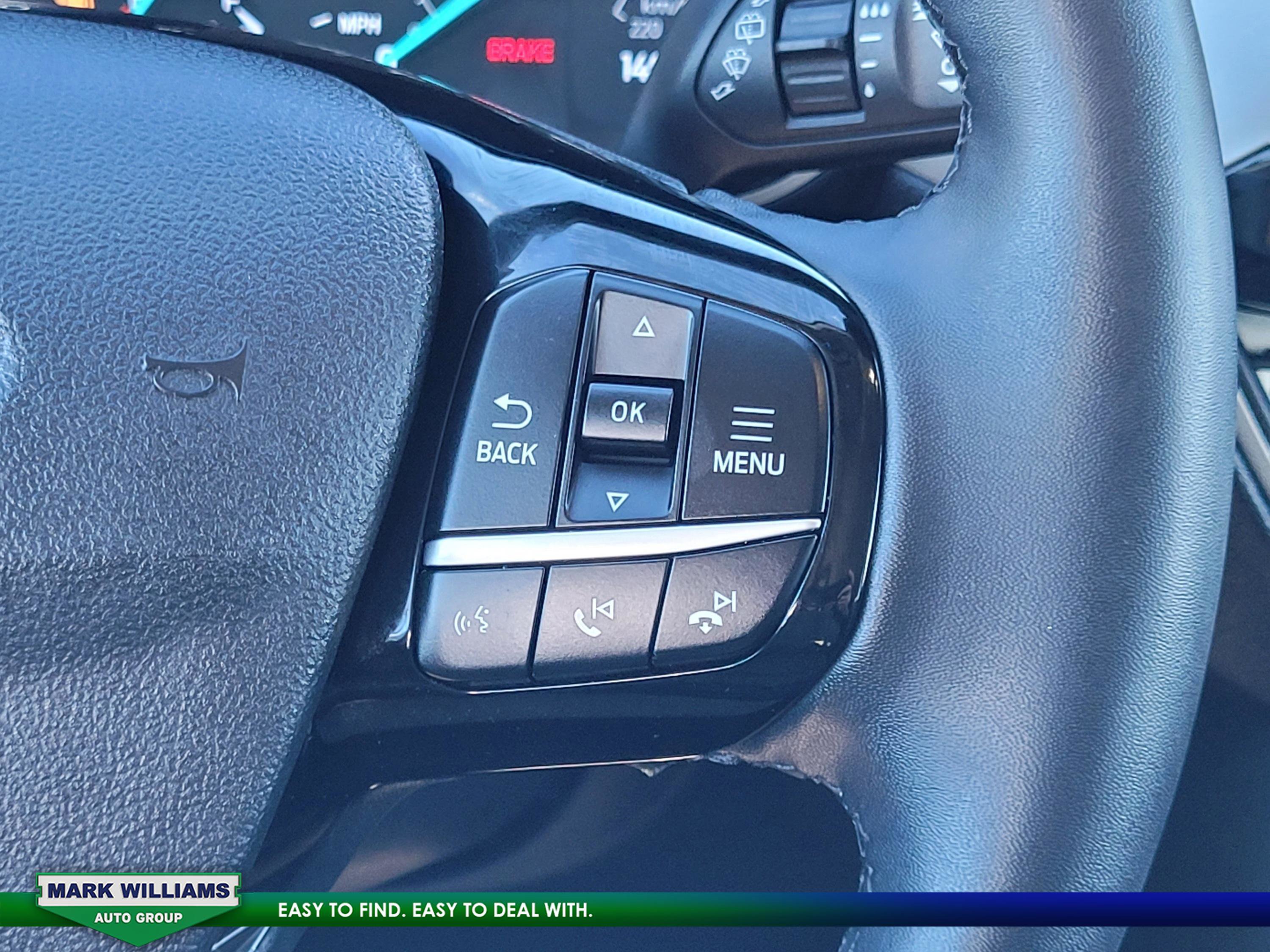 Certified 2022 Ford Escape SE w/ SE Sport Appearance Package image 13