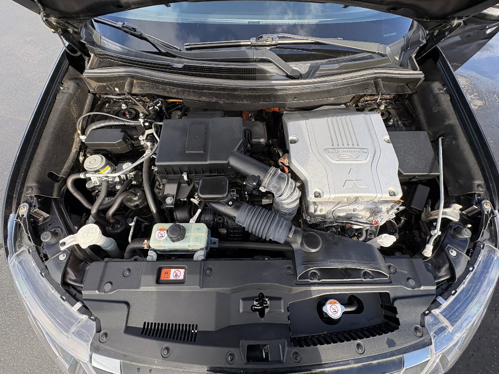 Used 2020 Mitsubishi Outlander GT image 38