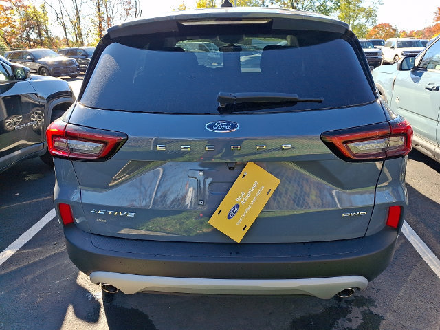 Certified 2023 Ford Escape Active AWD/4WD image 9
