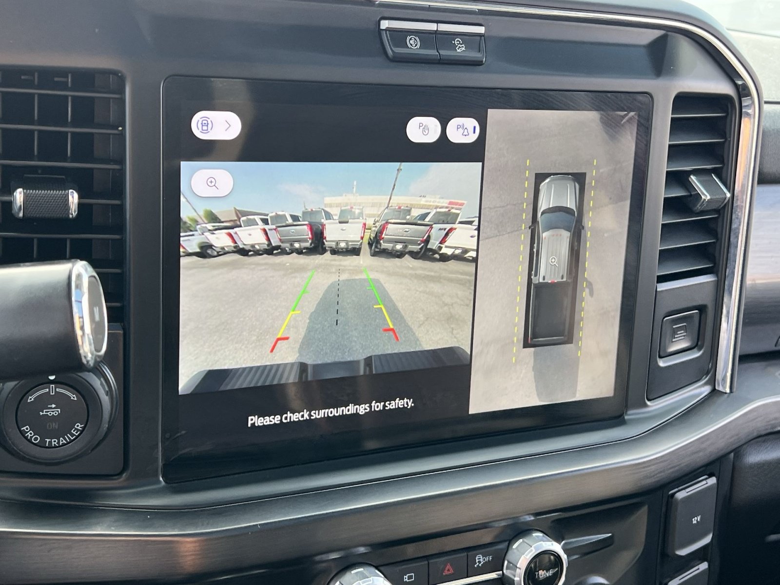 Certified 2025 Ford F350 Lariat w/ Lariat Ultimate Package AWD/4WD image 19