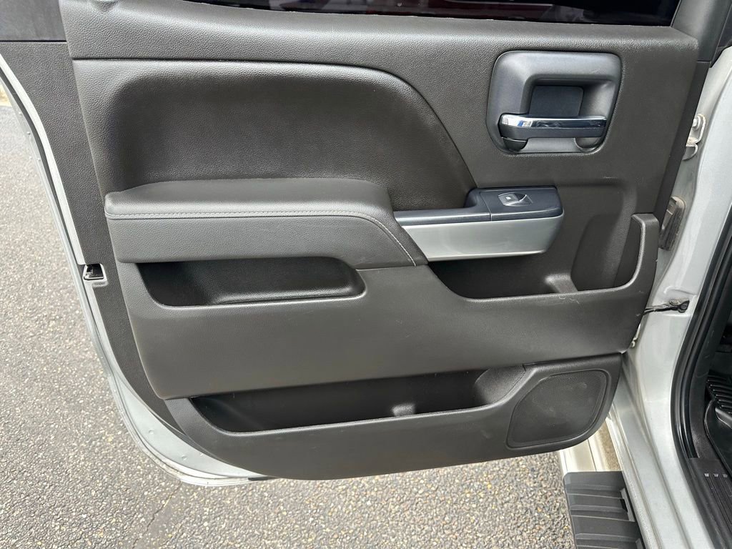 Used 2018 Chevrolet Silverado 1500 LT w/ Texas Edition image 16