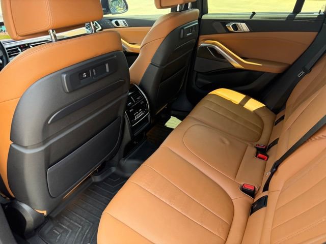 Used 2022 BMW X6 M50i w/ Executive Package AWD/4WD image 21