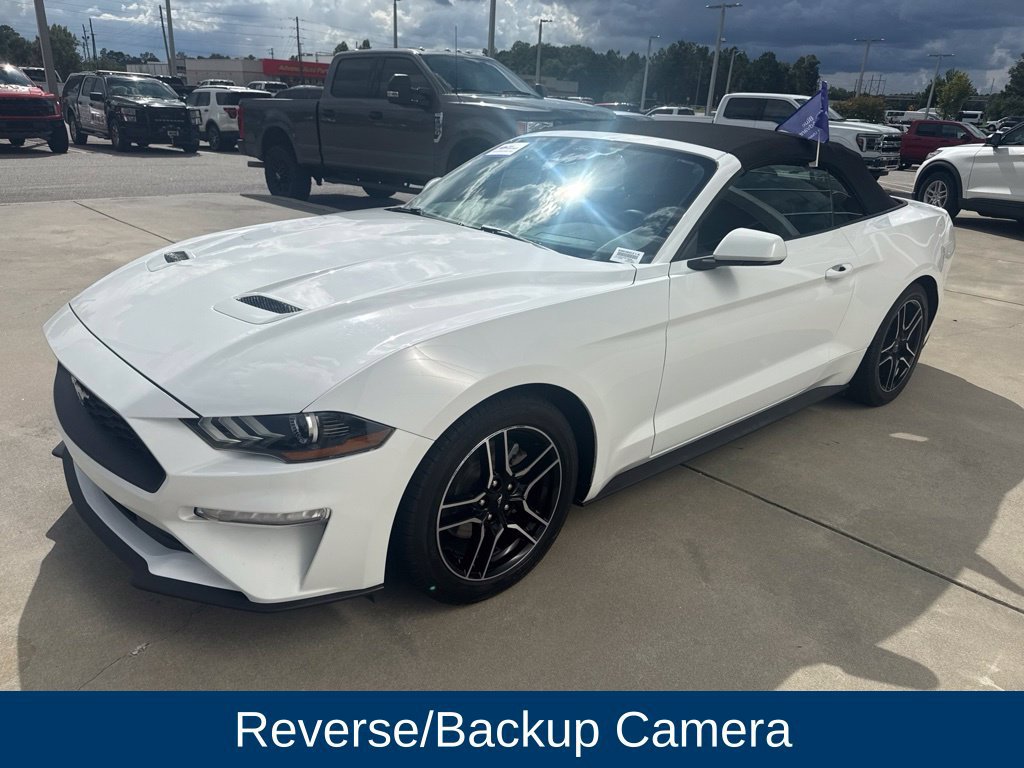 Certified 2022 Ford Mustang Convertible w/ Equipment Group 101A RWD image 3