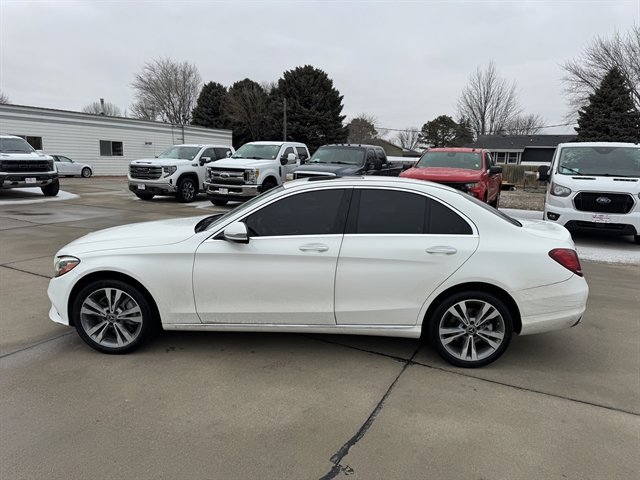 Used 2019 Mercedes-Benz C 300 4MATIC Sedan image 2
