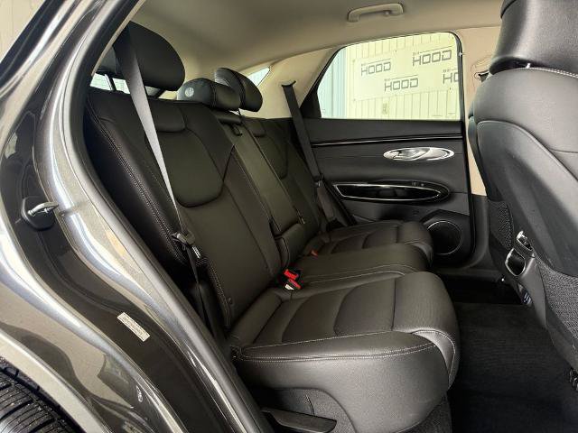 Used 2025 Genesis GV70 2.5T AWD/4WD image 9