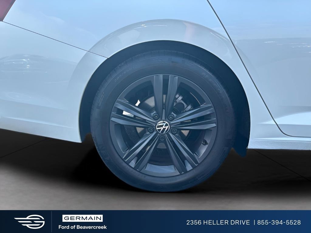 Used 2024 Volkswagen Jetta SE image 24