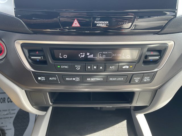 Used 2018 Honda Pilot EX image 11