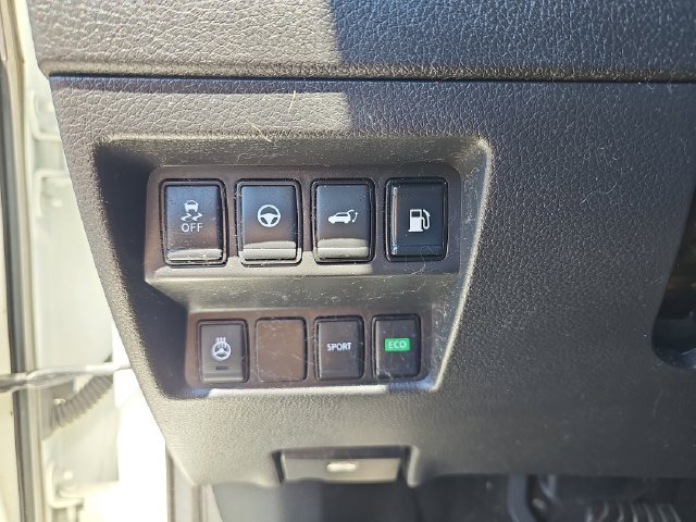 Used 2020 Nissan Rogue SL w/ Premium Package FWD image 33