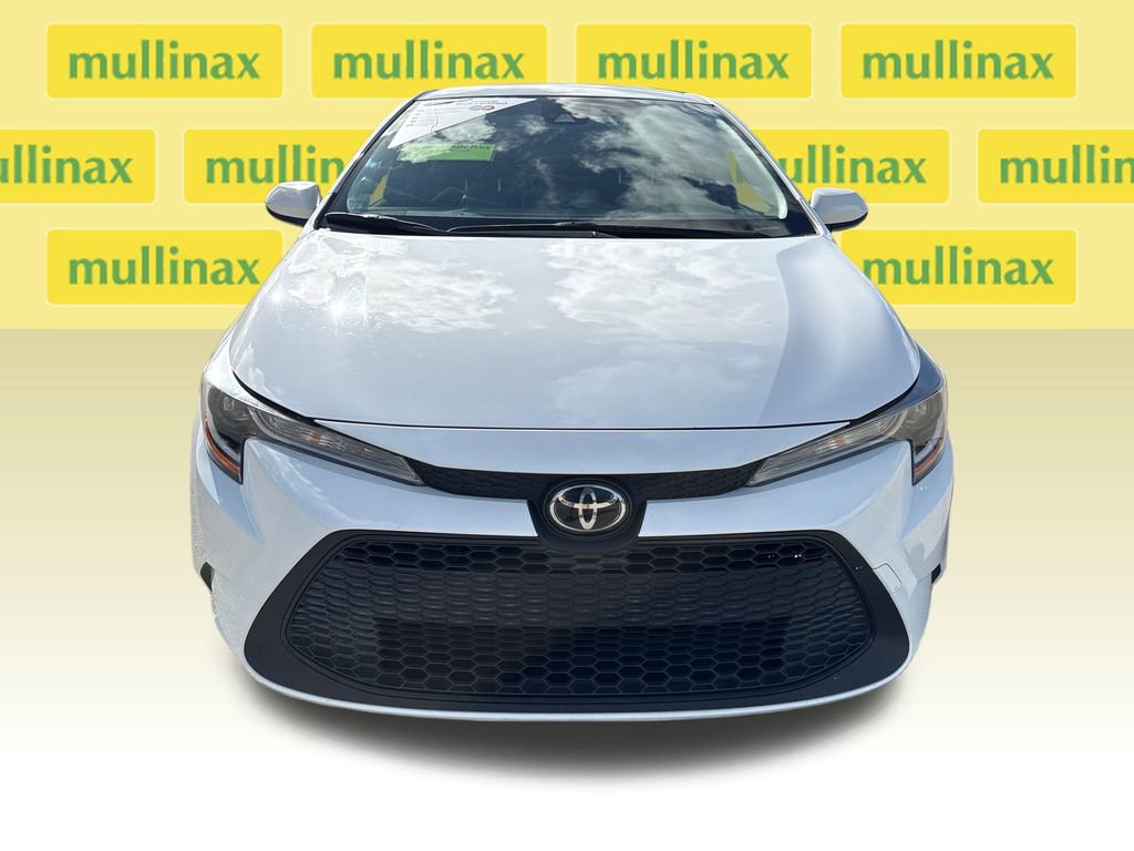 Used 2022 Toyota Corolla LE w/ LE Convenience Package image 11
