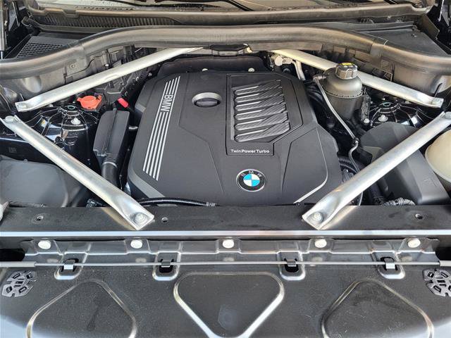 Used 2019 BMW X5 xDrive40i w/ M Sport Package AWD/4WD image 36