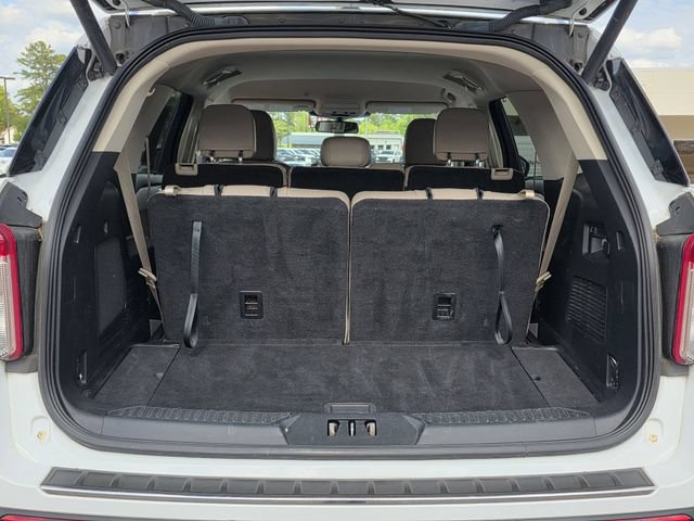 Certified 2022 Ford Explorer Limited RWD image 28