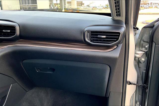 Certified 2024 Ford Explorer Limited image 17
