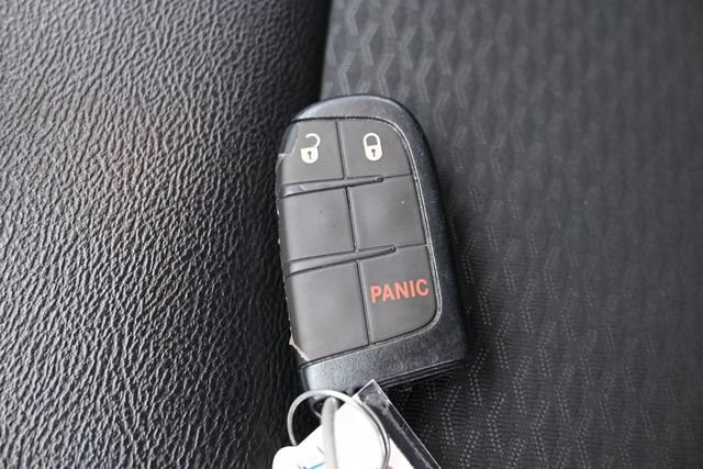 Used 2024 Jeep Compass Latitude AWD/4WD image 24