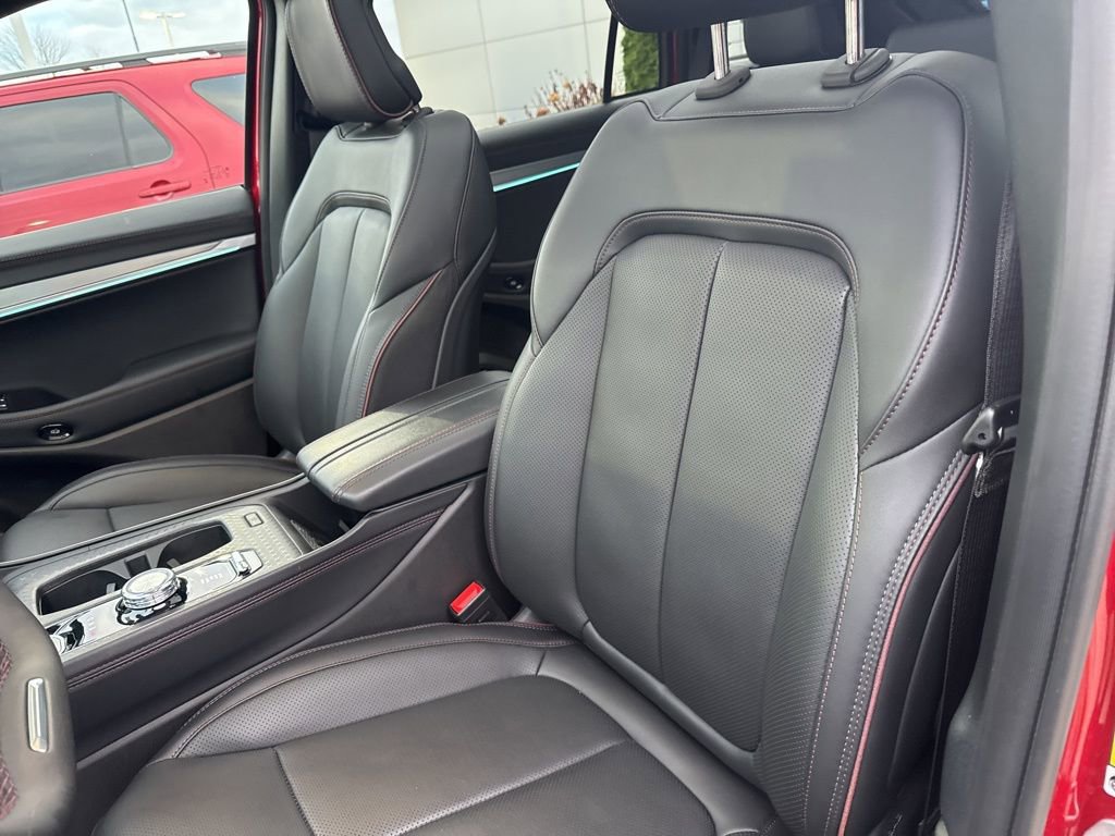 Used 2024 Jeep Wagoneer Launch Edition image 46