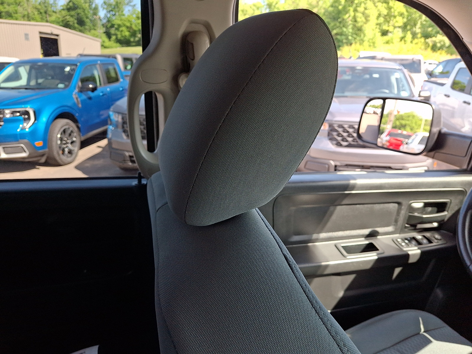 Used 2017 RAM 1500 Tradesman w/ Popular Equipment Group AWD/4WD image 13