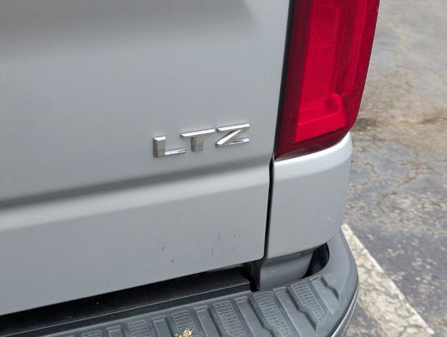 Used 2019 Chevrolet Silverado 1500 LTZ w/ LTZ Plus Package RWD image 9