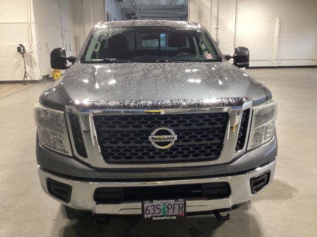 Used 2017 Nissan Titan SV image 8
