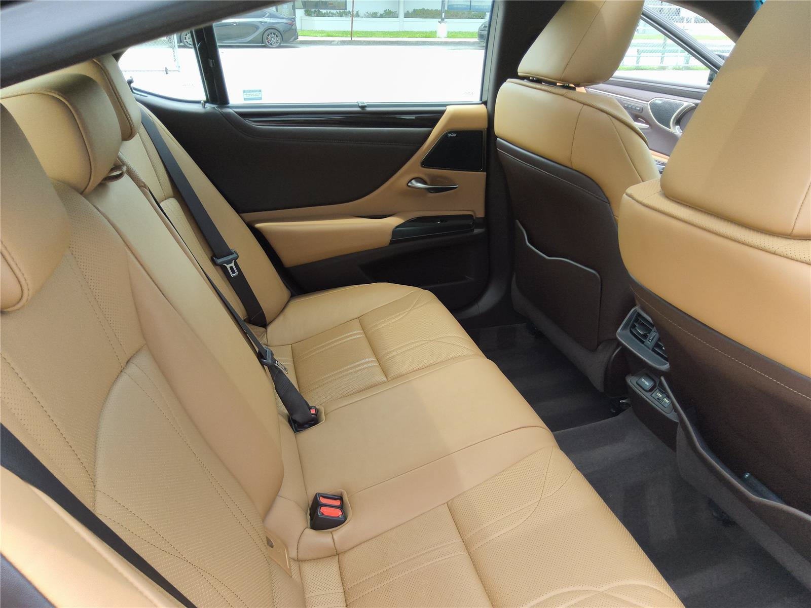 Used 2021 Lexus ES 350 Ultra Luxury FWD image 25