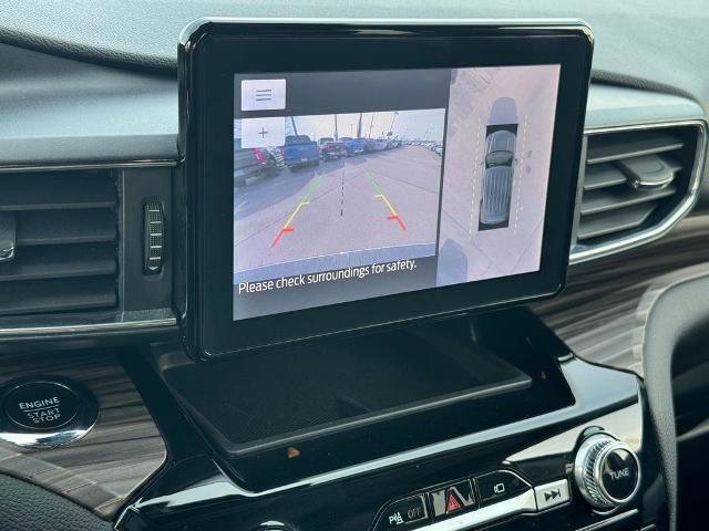 Certified 2022 Ford Explorer Limited w/ Hybrid Equipment Group 310A AWD/4WD image 24