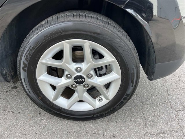 Used 2024 Kia Soul LX w/ Option Group 015 image 11