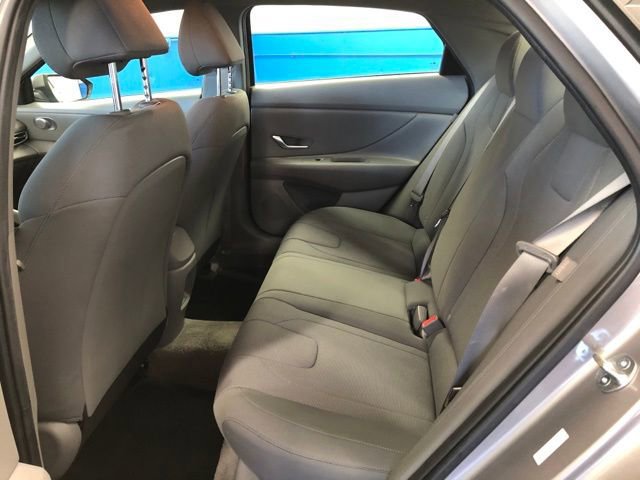 Used 2024 Hyundai Elantra SE image 26