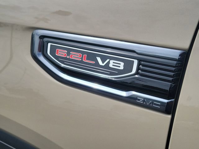 Used 2023 GMC Sierra 1500 AT4 w/ Technology Package AWD/4WD image 28