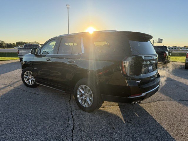 Used 2025 Chevrolet Tahoe Premier AWD/4WD image 7