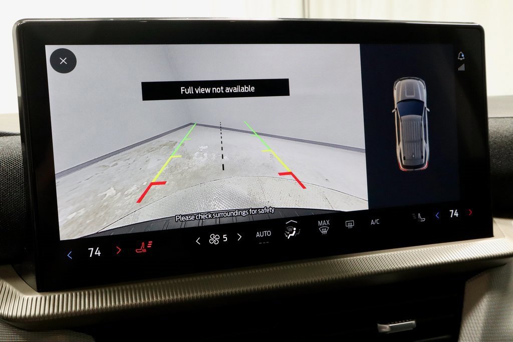 Certified 2025 Ford Explorer Active image 9