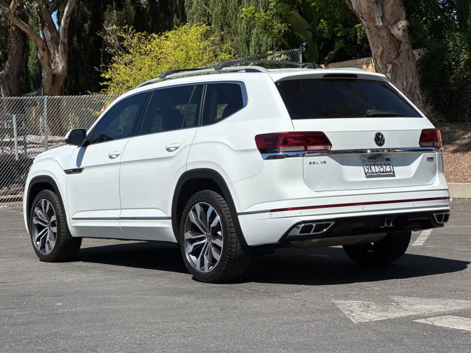 Used 2021 Volkswagen Atlas SEL Premium AWD/4WD image 6