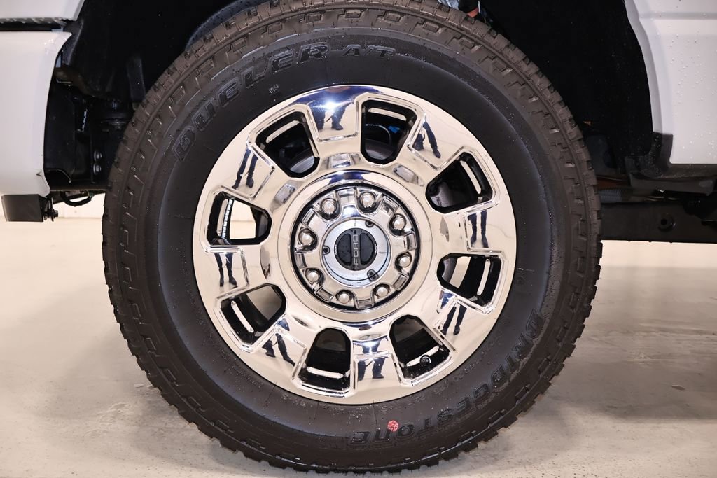 Certified 2025 Ford F250 Platinum w/ Tremor Off-Road Package AWD/4WD image 50