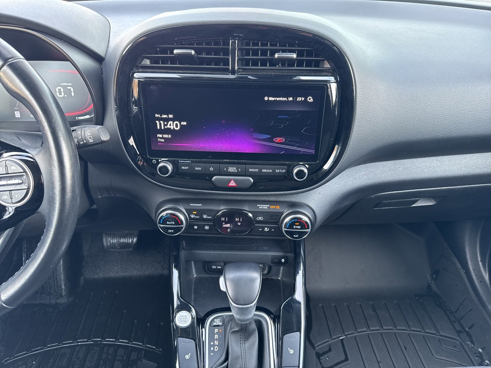 Used 2023 Kia Soul EX image 31