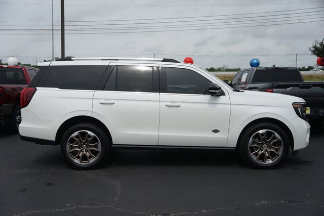 Certified 2025 Ford Expedition King Ranch AWD/4WD image 5