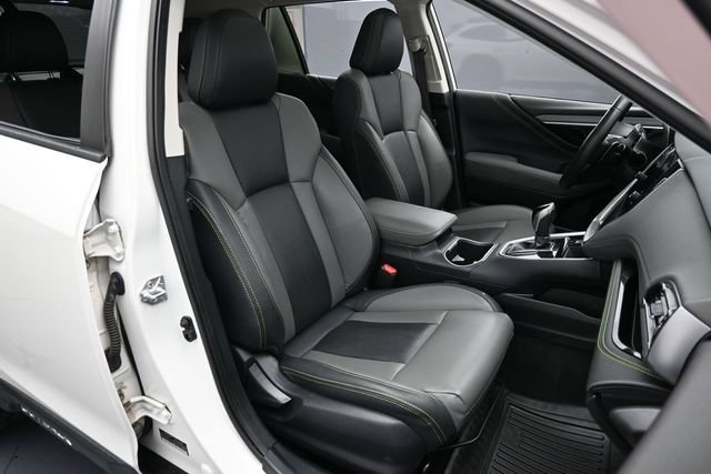 Used 2023 Subaru Outback Onyx Edition AWD/4WD image 29