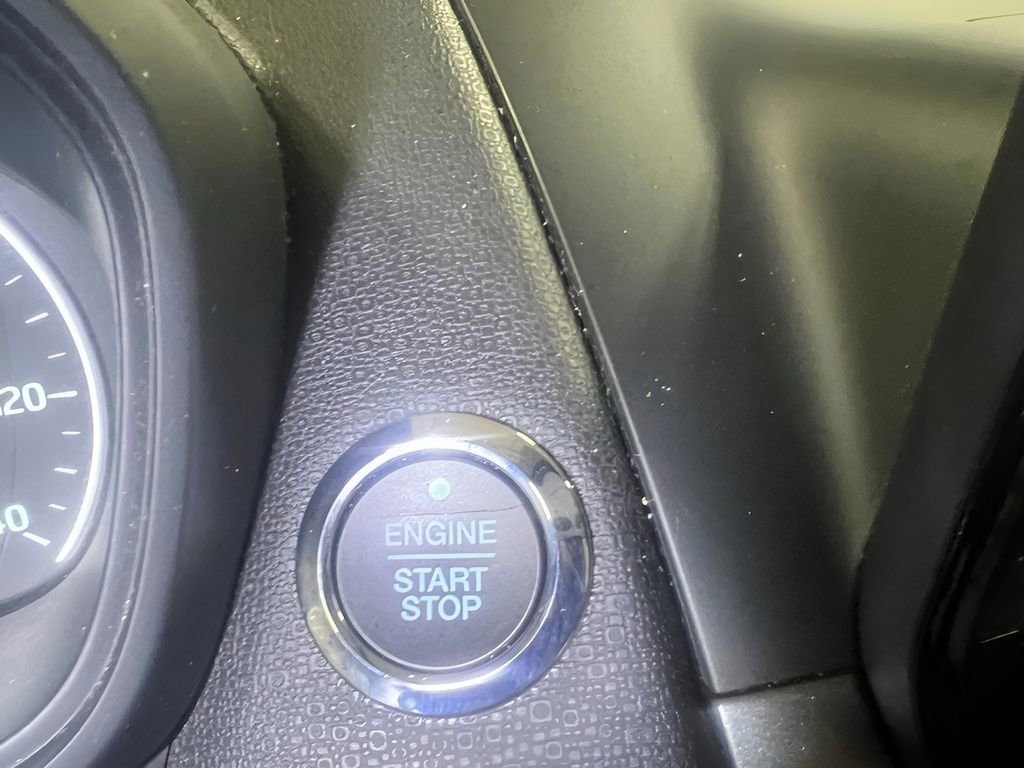 Certified 2018 Ford EcoSport SE image 24