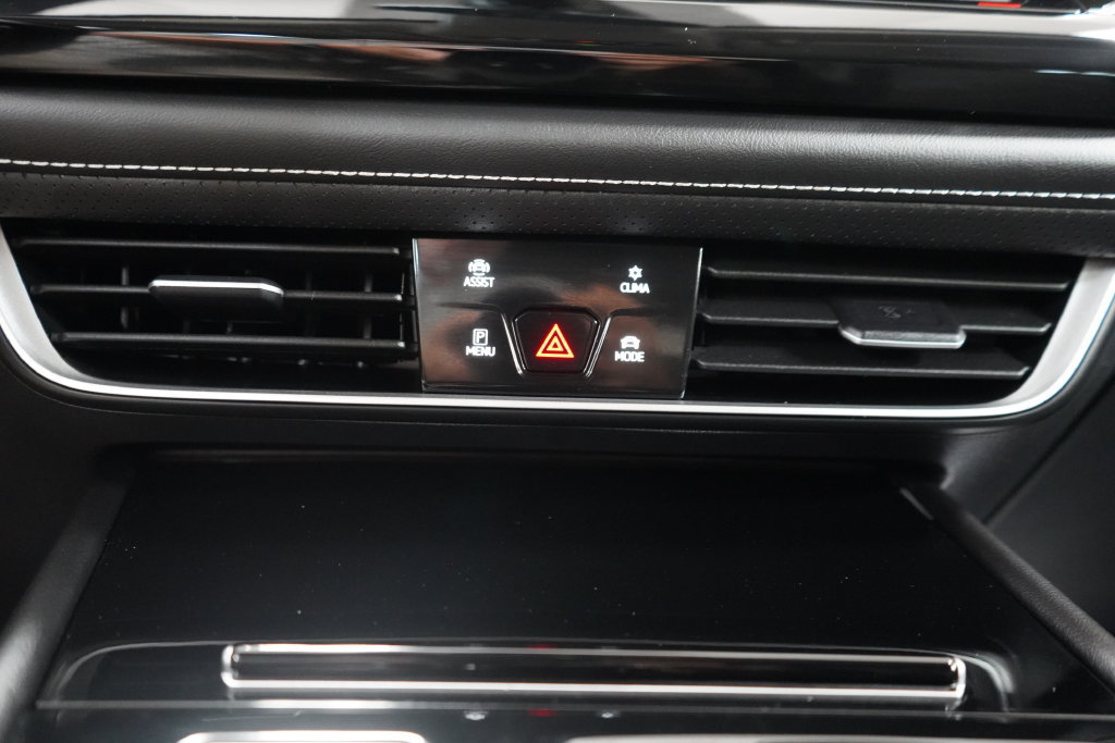 Used 2026 Volkswagen Atlas SE AWD/4WD image 40
