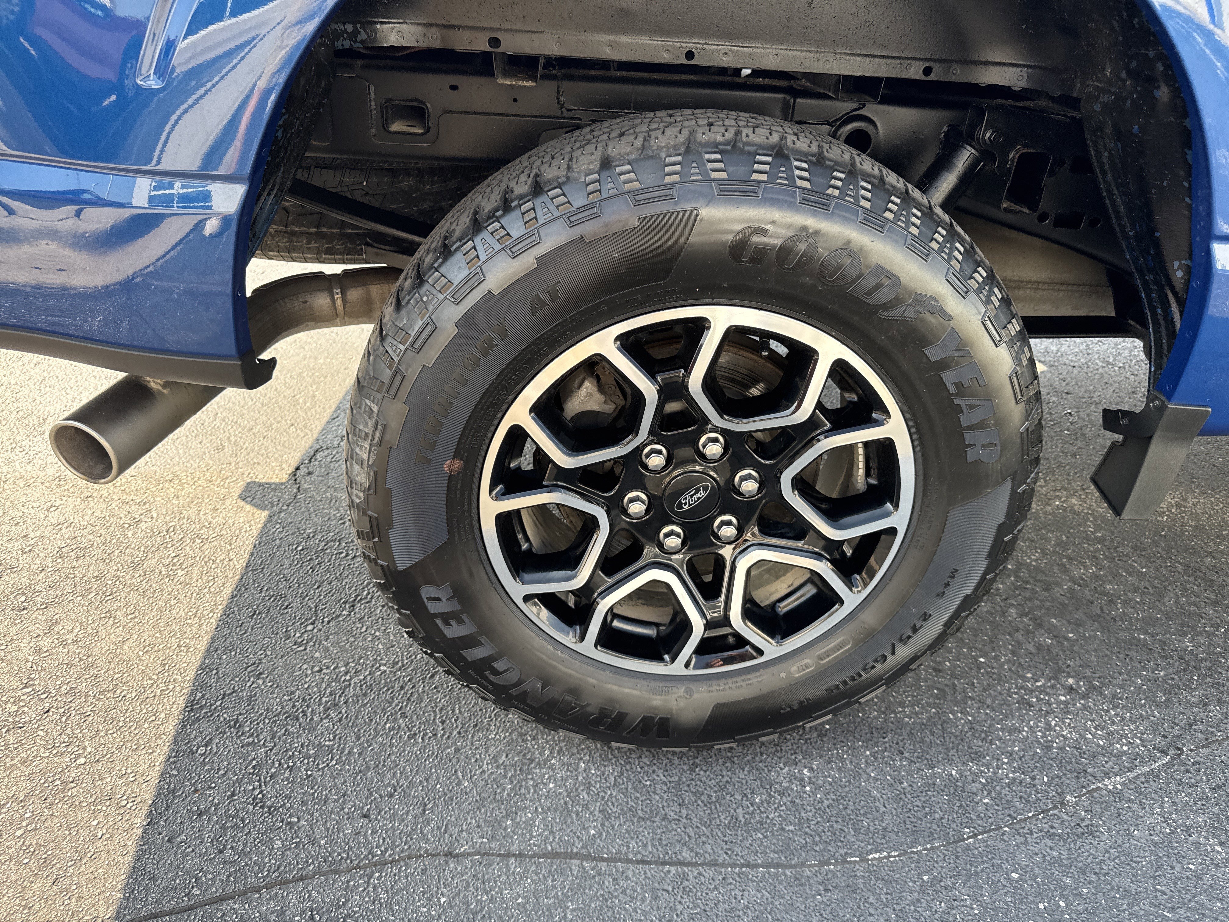 Certified 2022 Ford F150 XLT w/ Equipment Group 302A High image 17