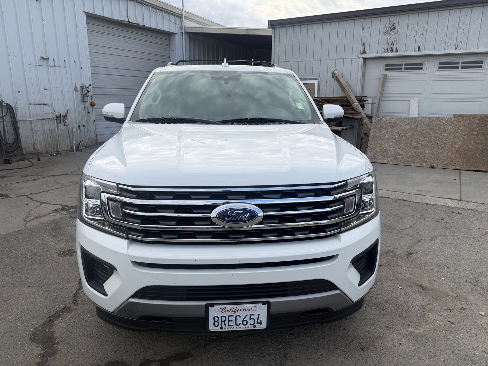 Certified 2020 Ford Expedition XLT w/ Equipment Group 202A image 8