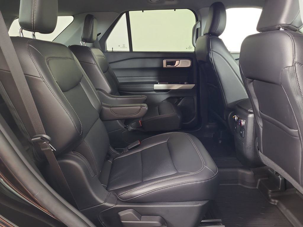 Certified 2023 Ford Explorer Limited w/ Limited Technology Package AWD/4WD image 23