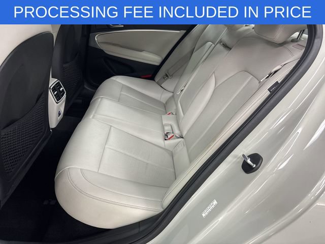 Used 2024 Genesis G70 2.5T AWD/4WD image 13