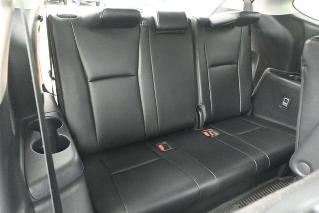 Used 2021 Toyota Highlander XLE AWD/4WD image 27