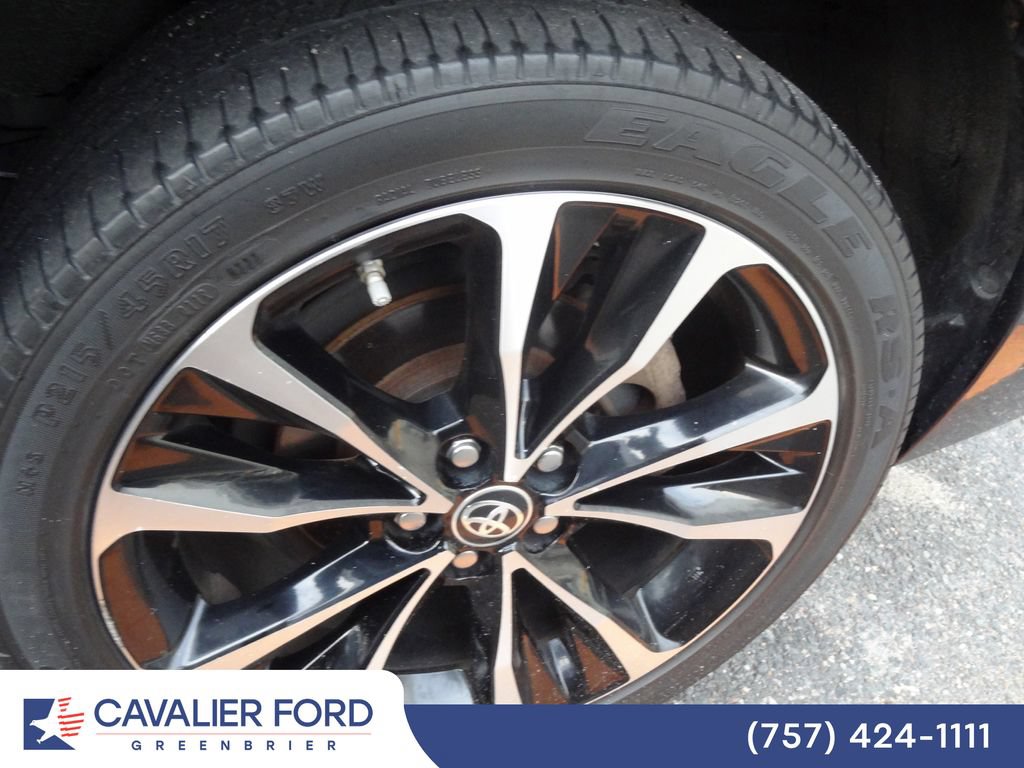 Used 2019 Toyota Corolla SE FWD image 14