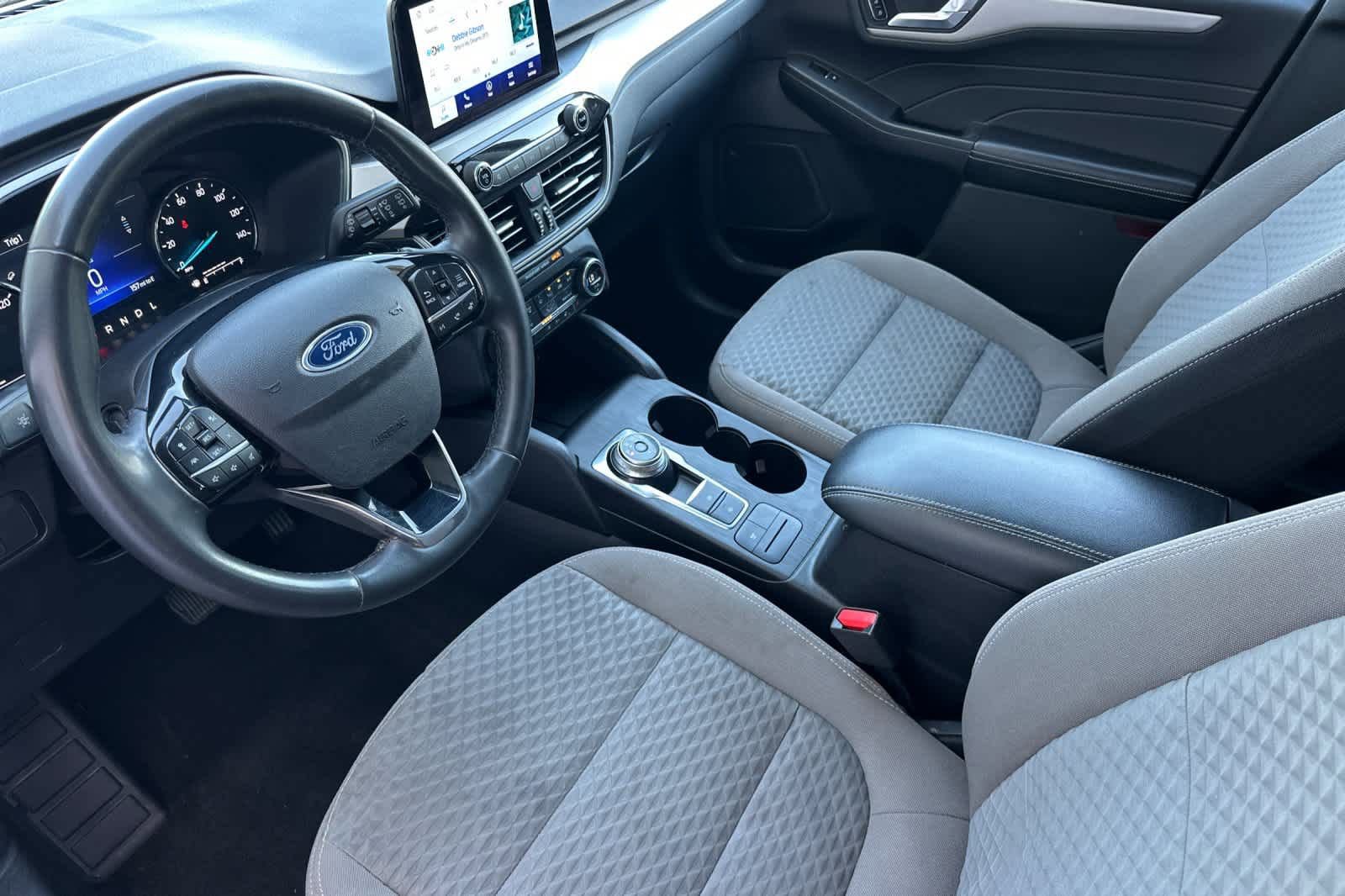 Certified 2021 Ford Escape SE w/ SE Sport Appearance Package FWD image 11