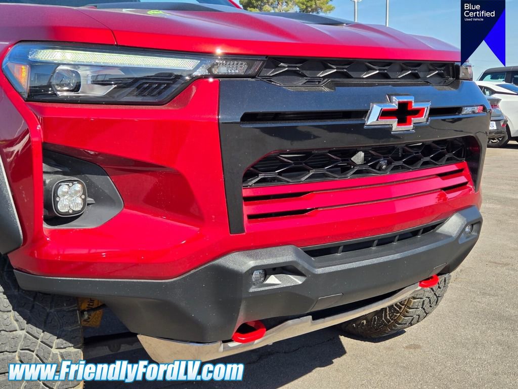 Used 2024 Chevrolet Colorado ZR2 w/ Technology Package AWD/4WD image 2